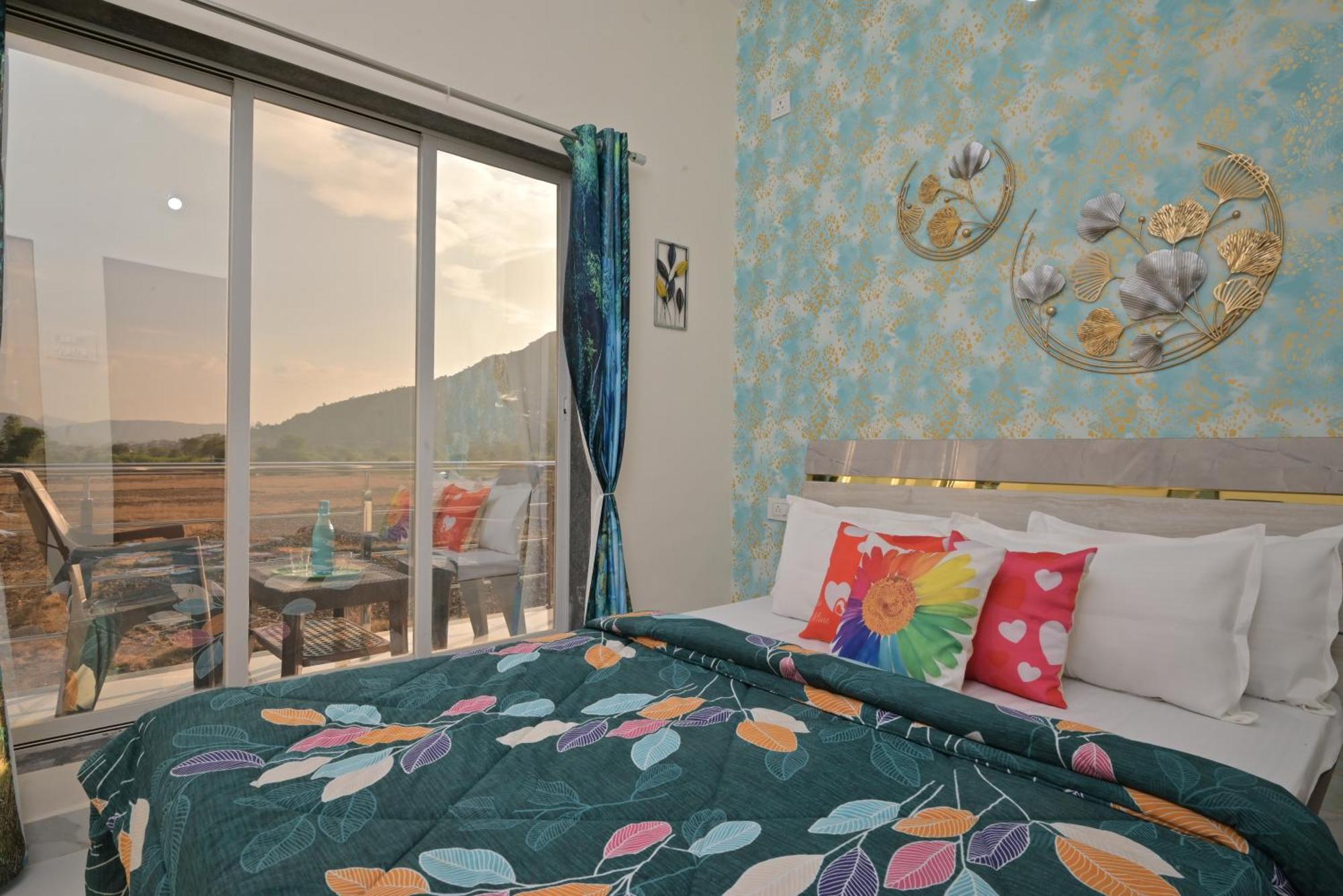 Empyrean Stay II Mirage Villa II Ac II 4Bhk II Largest Pool In Lonavala Li Εξωτερικό φωτογραφία